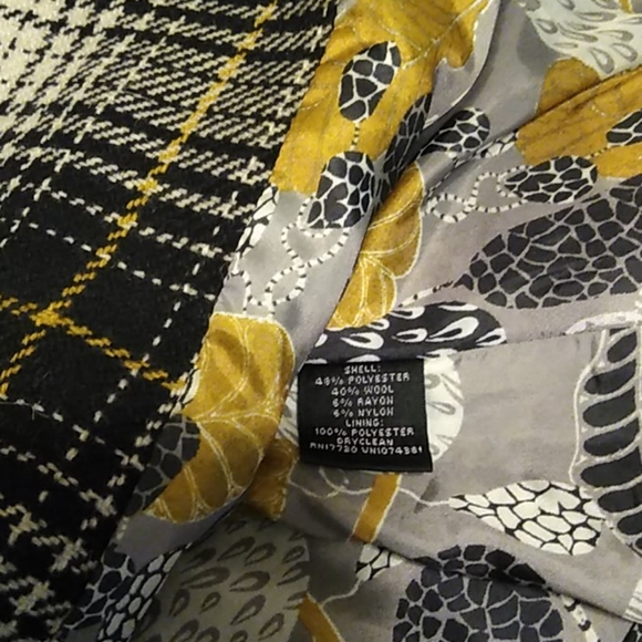 Beautiful and warm jacket 40% wool - Picture 10 of 11